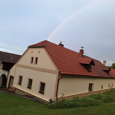 Old House In Forest Kremze Экстерьер фото